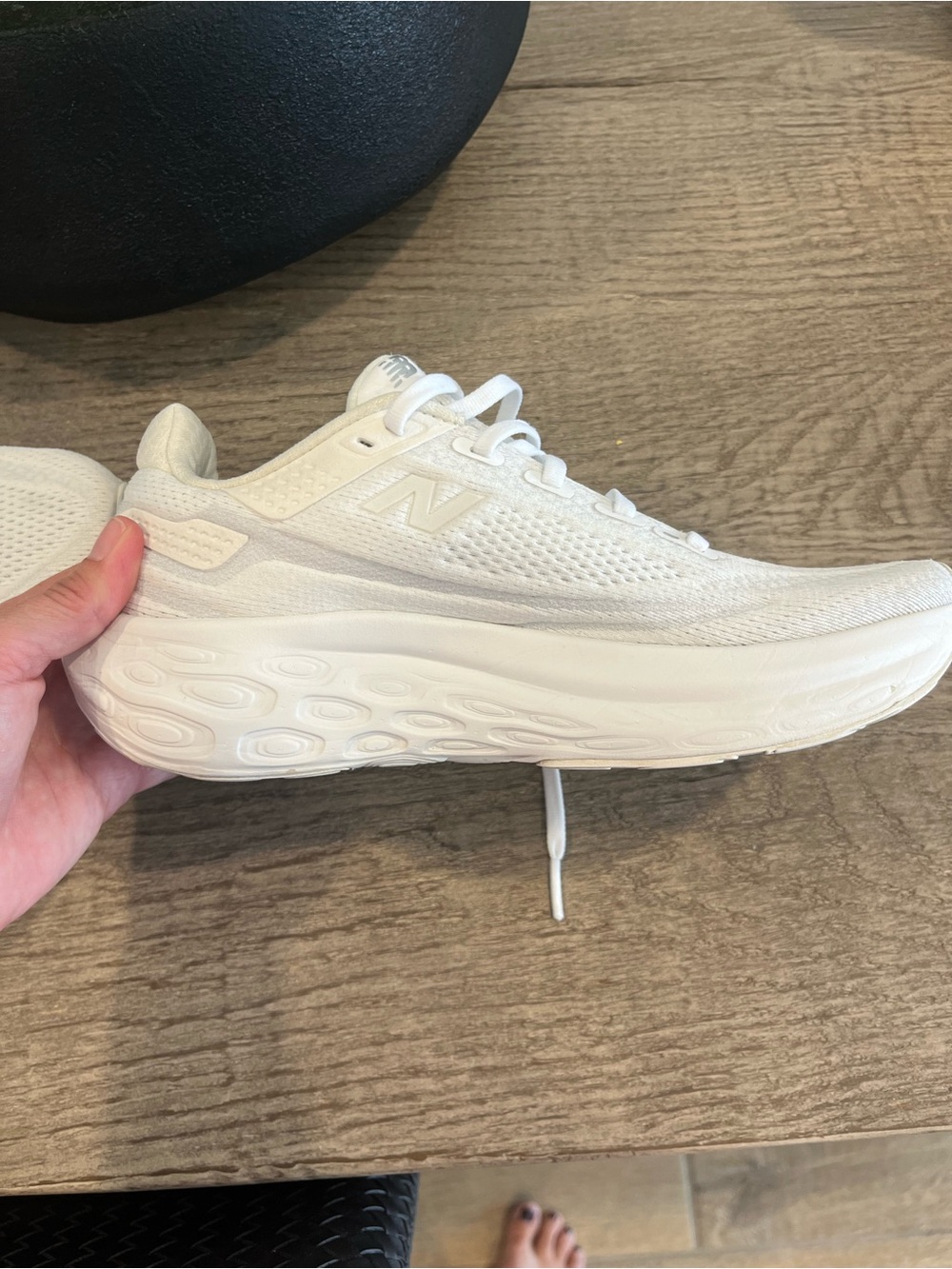 🖤 New Balance 7.5 All-White Lightweight Fresh Foam X 1080 v13 Running Sneakers - Picture 8 of 8